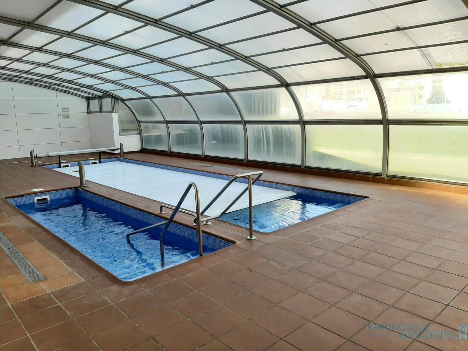 1 quarto Apartamento para venda em Benidorm com piscina - 315 000 € (Ref: 9674623)