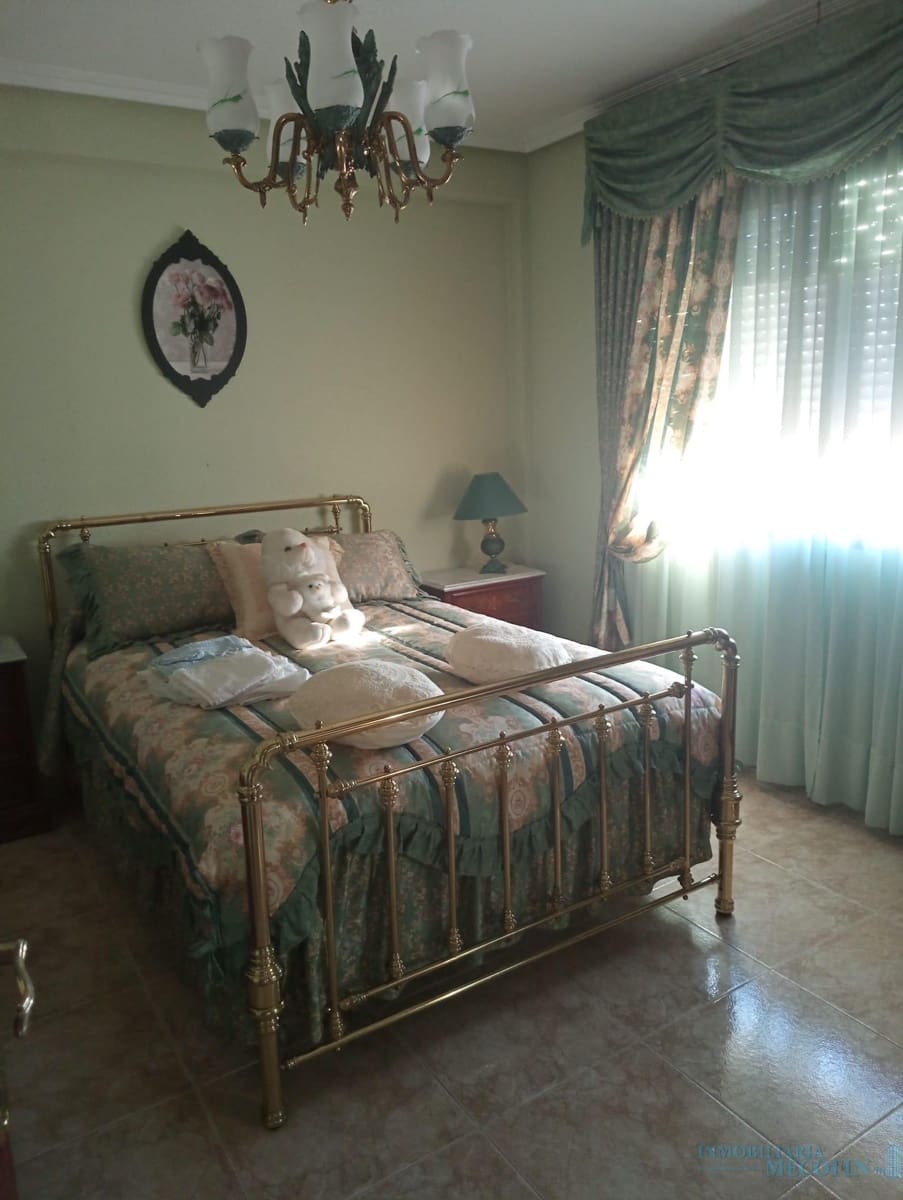 4 Zimmer Villa zu verkaufen in La Nucia mit Pool Garage - 495.000 € (Ref: 9674628)