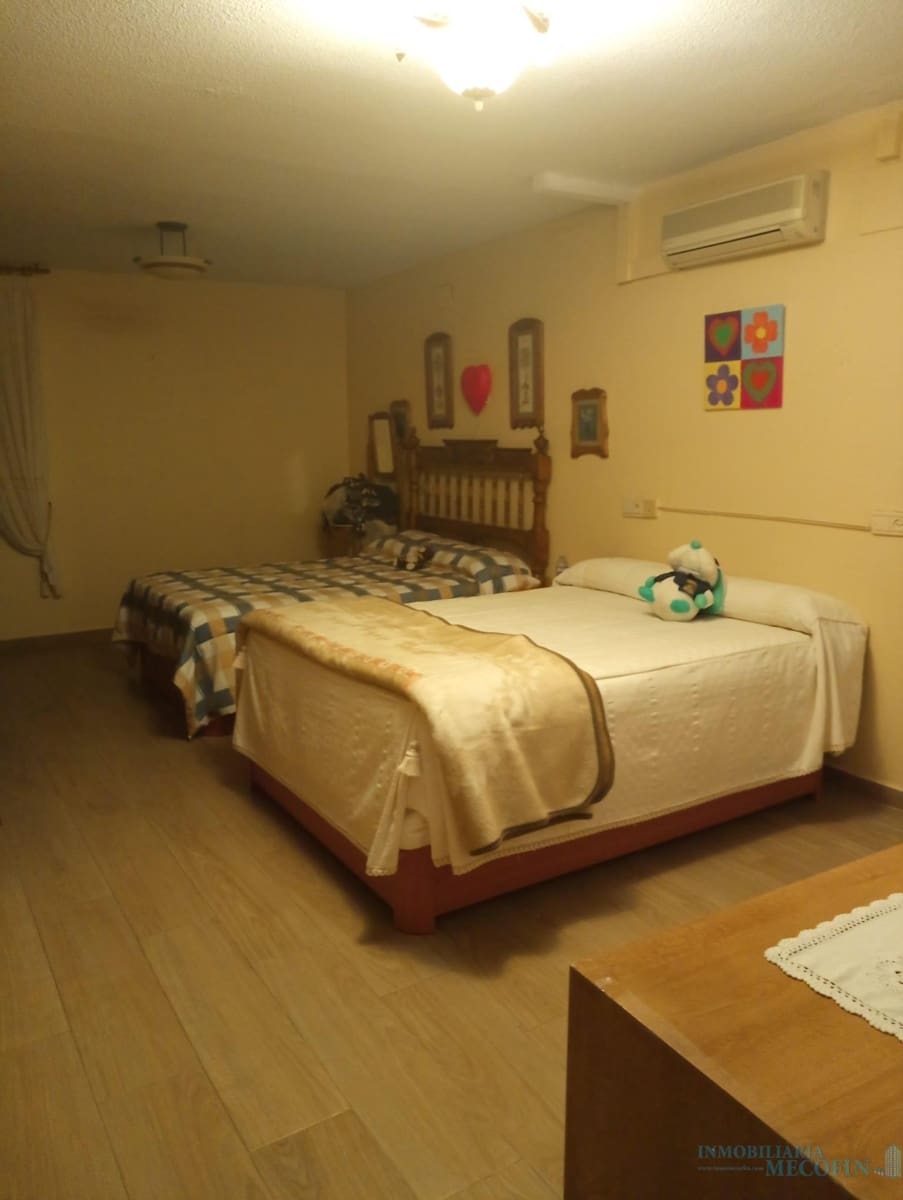 4 Zimmer Villa zu verkaufen in La Nucia mit Pool Garage - 495.000 € (Ref: 9674628)