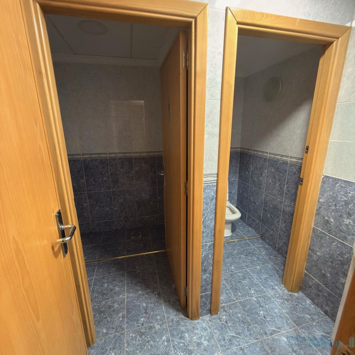 Commercial for rent in Benidorm - € 1,300 (Ref: 9674629)