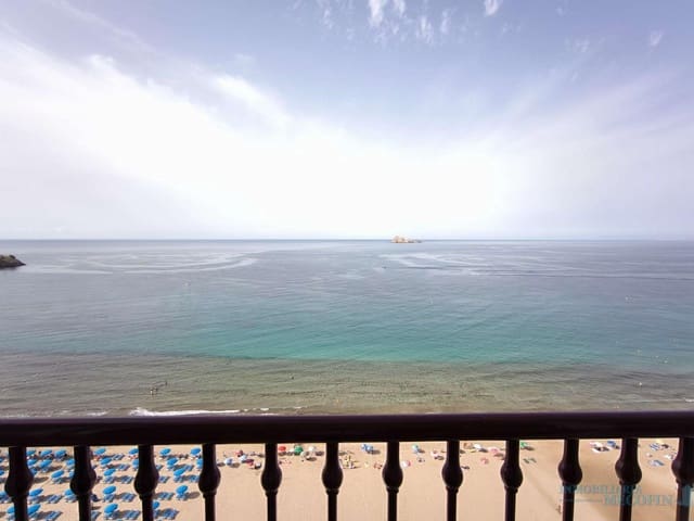 Estudio en Playa Levante, Benidorm en venta con piscina - 269.000 € (Ref: 9674630)