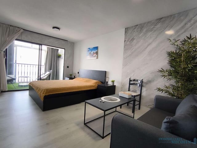 Estudio en Playa Levante, Benidorm en venta con piscina - 269.000 € (Ref: 9674630)