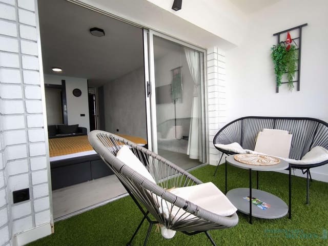 Estudio en Playa Levante, Benidorm en venta con piscina - 269.000 € (Ref: 9674630)