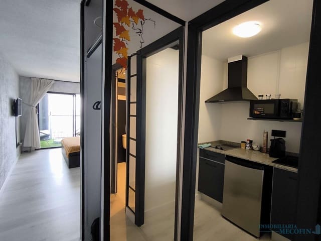 Estudio en Playa Levante, Benidorm en venta con piscina - 269.000 € (Ref: 9674630)