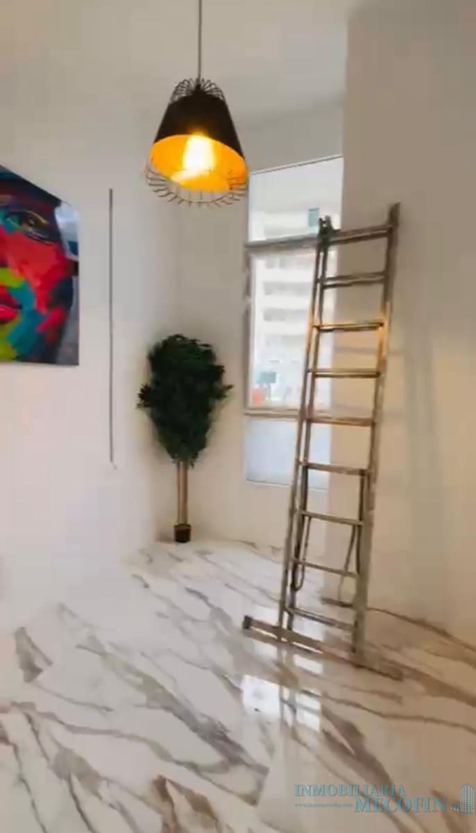 2 bedroom Apartment for sale in Benidorm with pool - € 247,000 (Ref: 9674632)