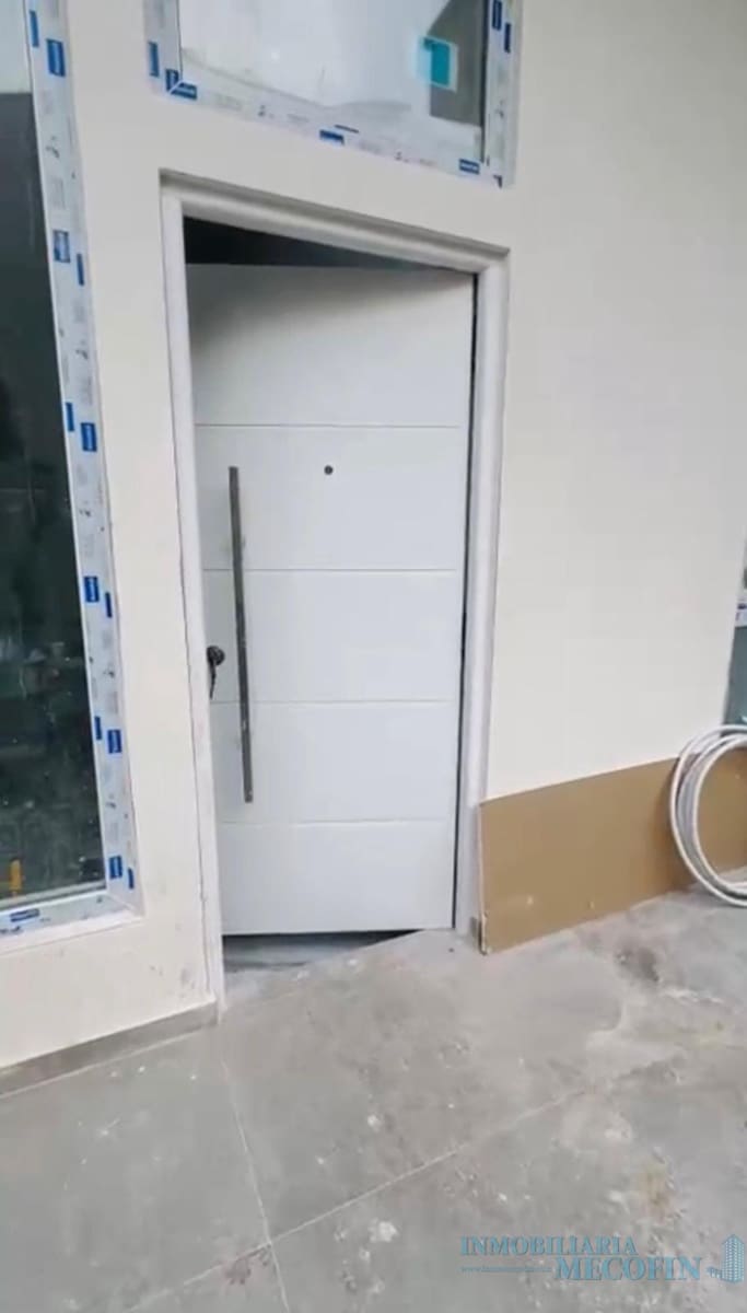 2 bedroom Apartment for sale in Benidorm with pool - € 247,000 (Ref: 9674632)