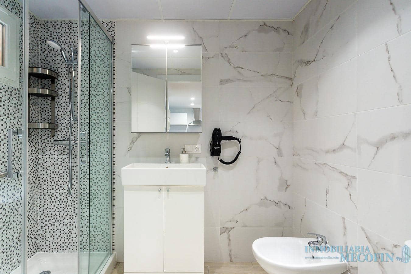 2 bedroom Flat for sale in Benidorm with pool garage - € 315,000 (Ref: 9676521)