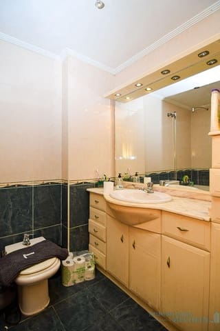 3 Zimmer Wohnung zu verkaufen in Centro Urbano, Benidorm mit Garage - 269.000 € (Ref: 9679309)