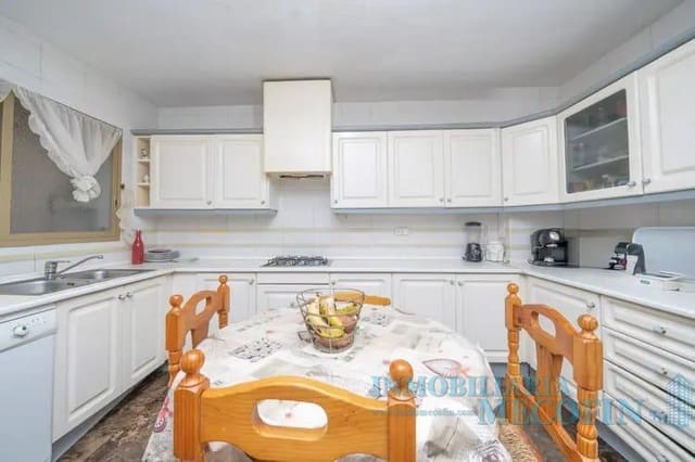 3 chambre Appartement à vendre à Centro Urbano, Benidorm avec piscine garage - 470 000 € (Ref: 9685749)