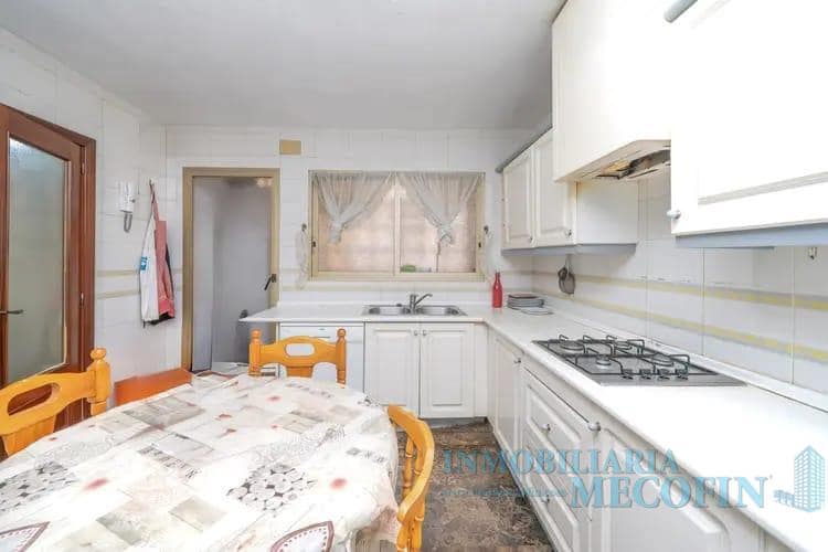 3 chambre Appartement à vendre à Benidorm avec piscine garage - 470 000 € (Ref: 9685749)