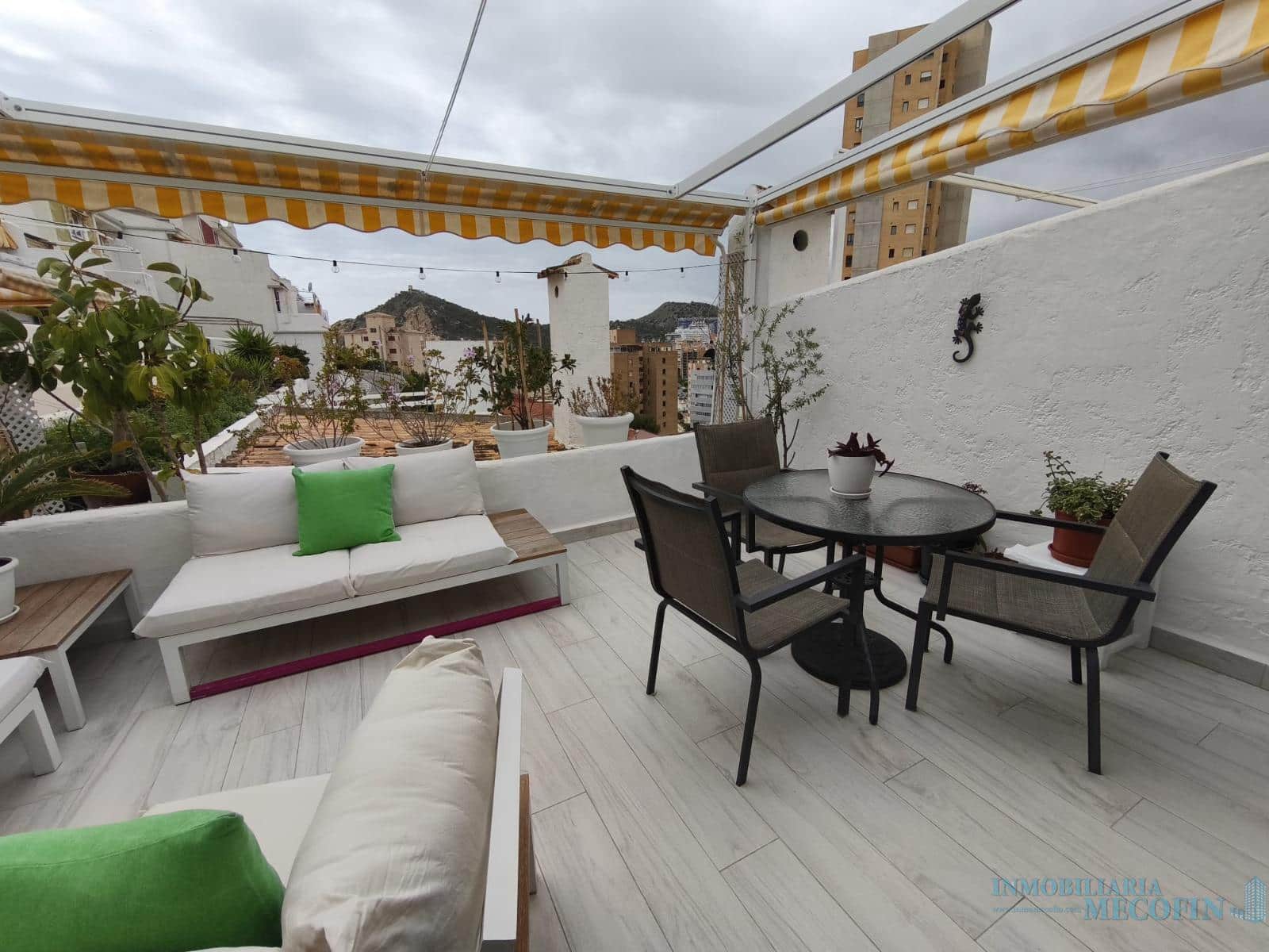 2 makuuhuone Asunto myytävänä paikassa Benidorm mukana uima-altaan - 312 000 € (Ref: 9738929)