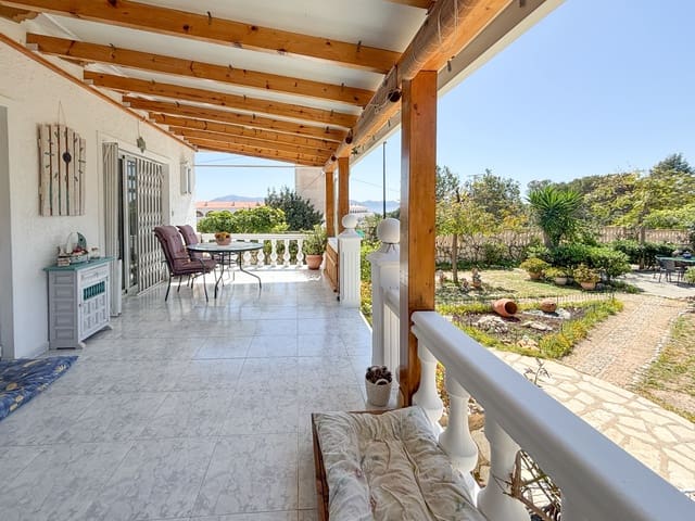 3 soverom Villa til salgs i Barranco Hondo, La Nucia med svømmebasseng garasje - € 450 000 (Ref: 9085564)