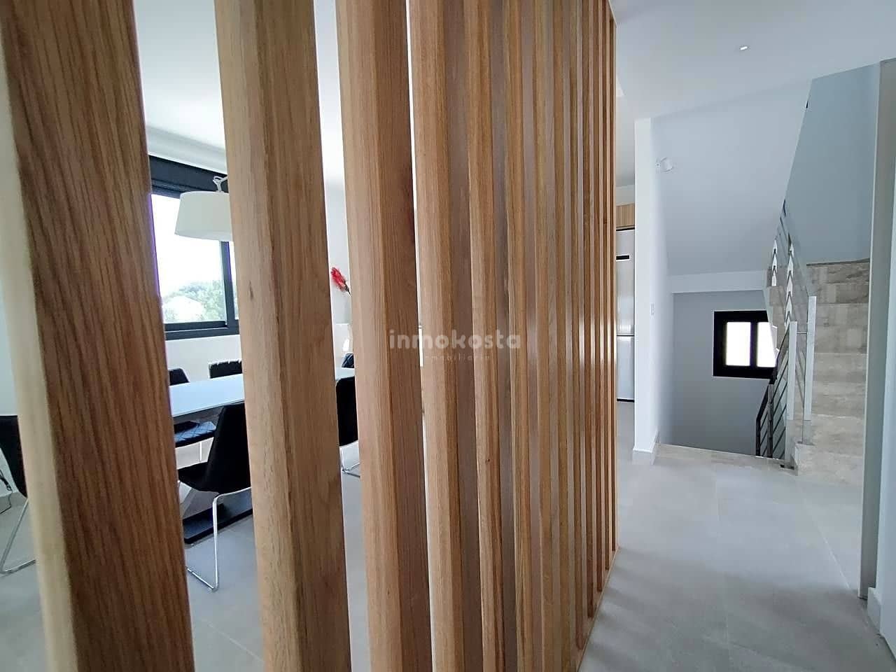 Chalet de 3 habitaciones en La Nucia en venta con piscina garaje - 600.000 € (Ref: 6081388)