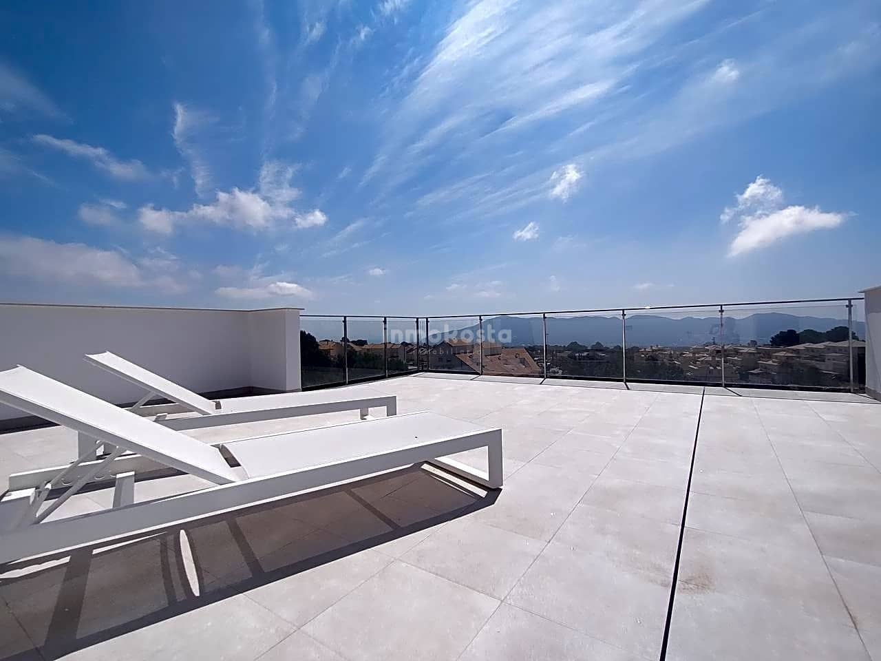 Chalet de 3 habitaciones en La Nucia en venta con piscina garaje - 600.000 € (Ref: 6081388)