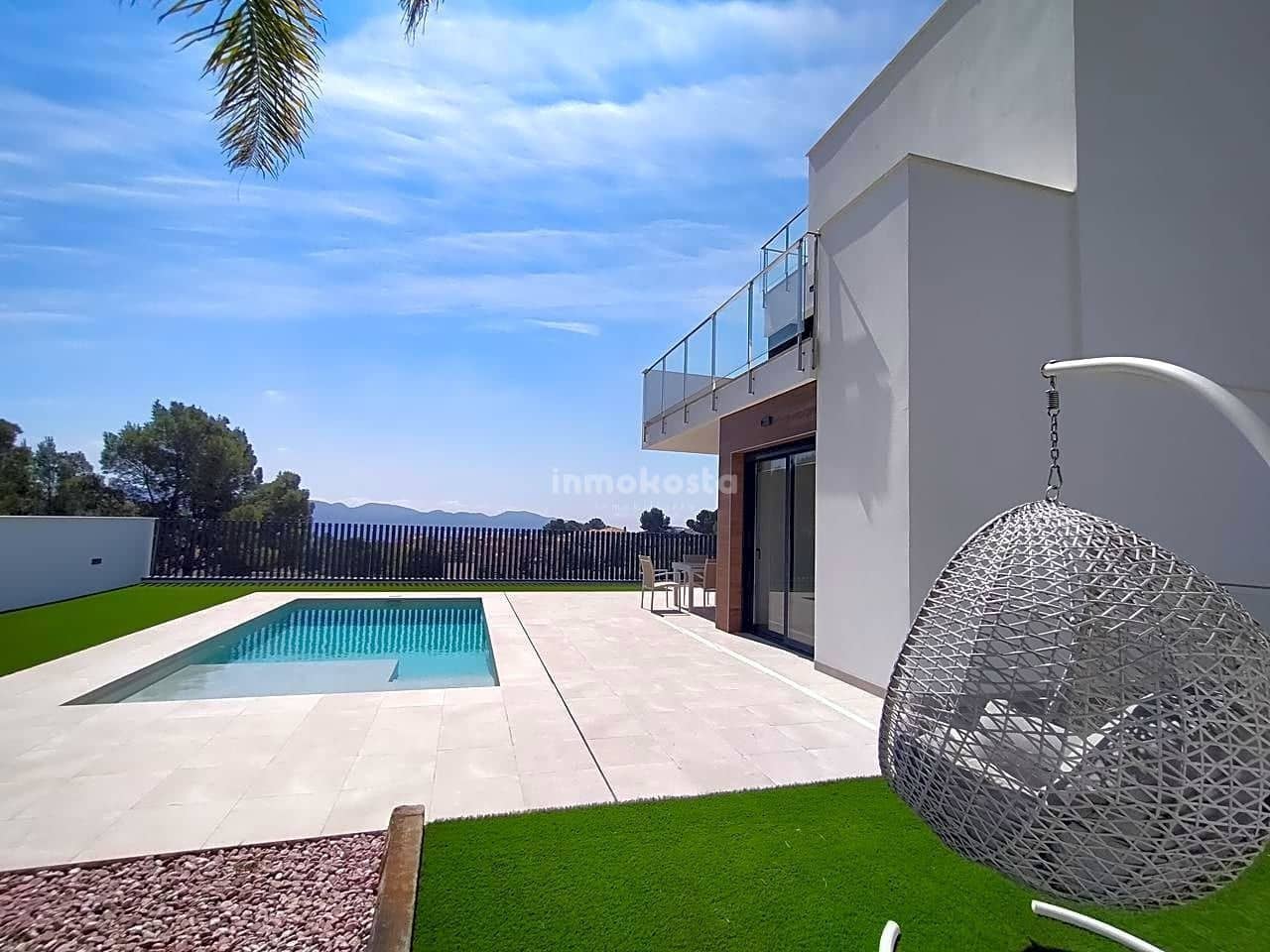 Chalet de 3 habitaciones en La Nucia en venta con piscina garaje - 600.000 € (Ref: 6081388)