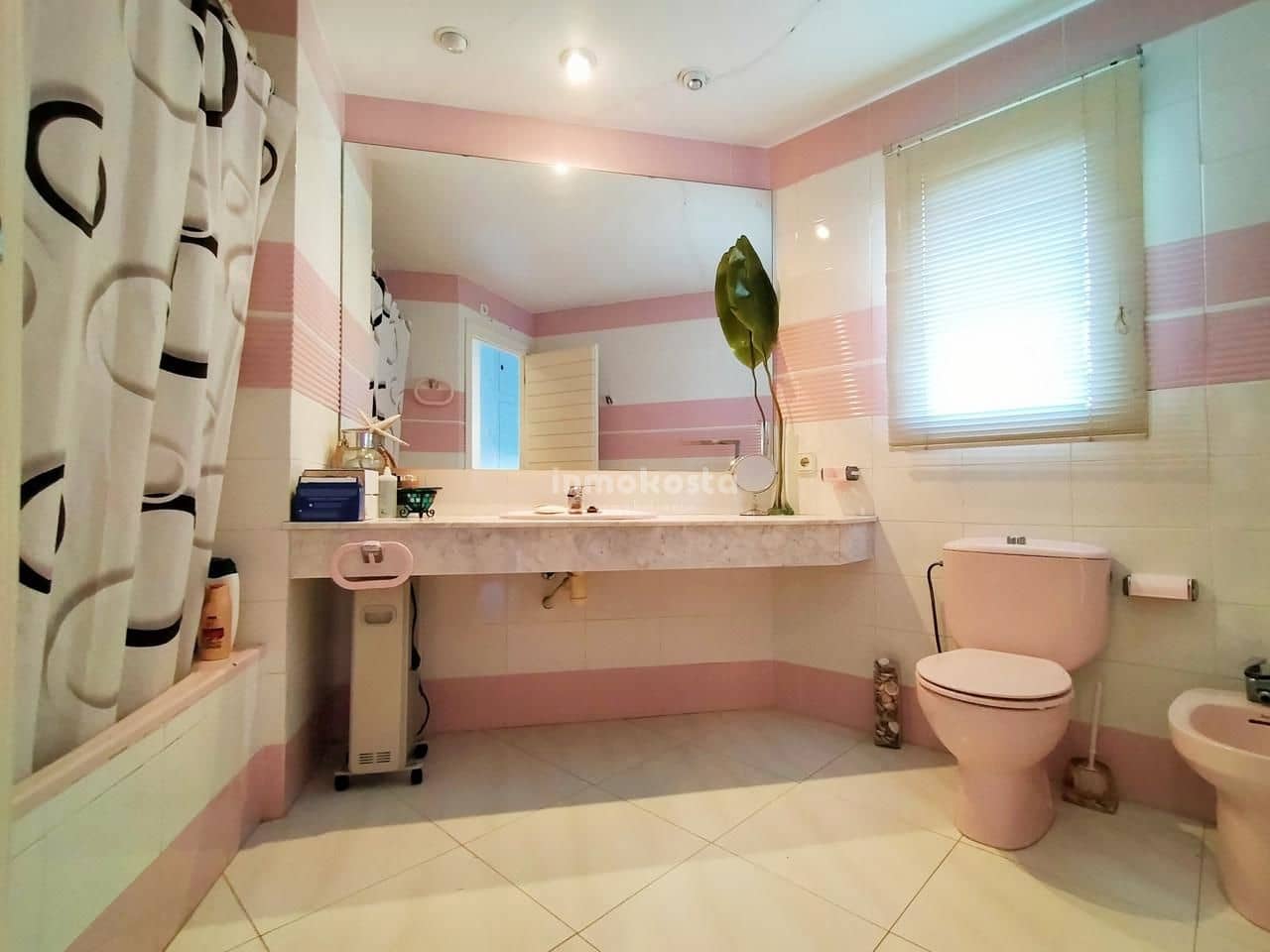 13 bedroom Villa for sale in Benidorm with pool garage - € 1,980,000 (Ref: 7048748)