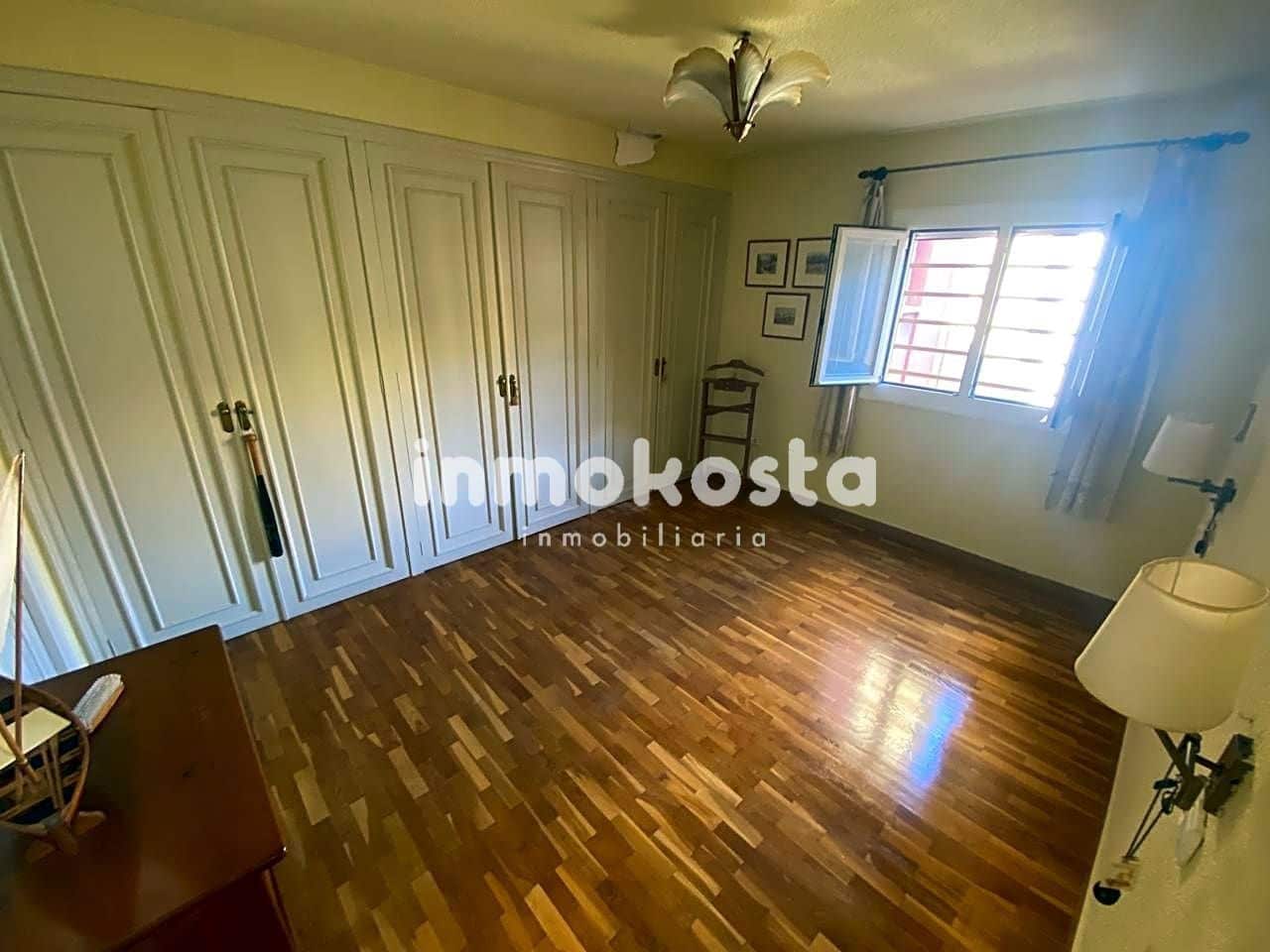 3 soveværelse Penthouse til salg i Benidorm med garage - € 875.000 (Ref: 7336848)