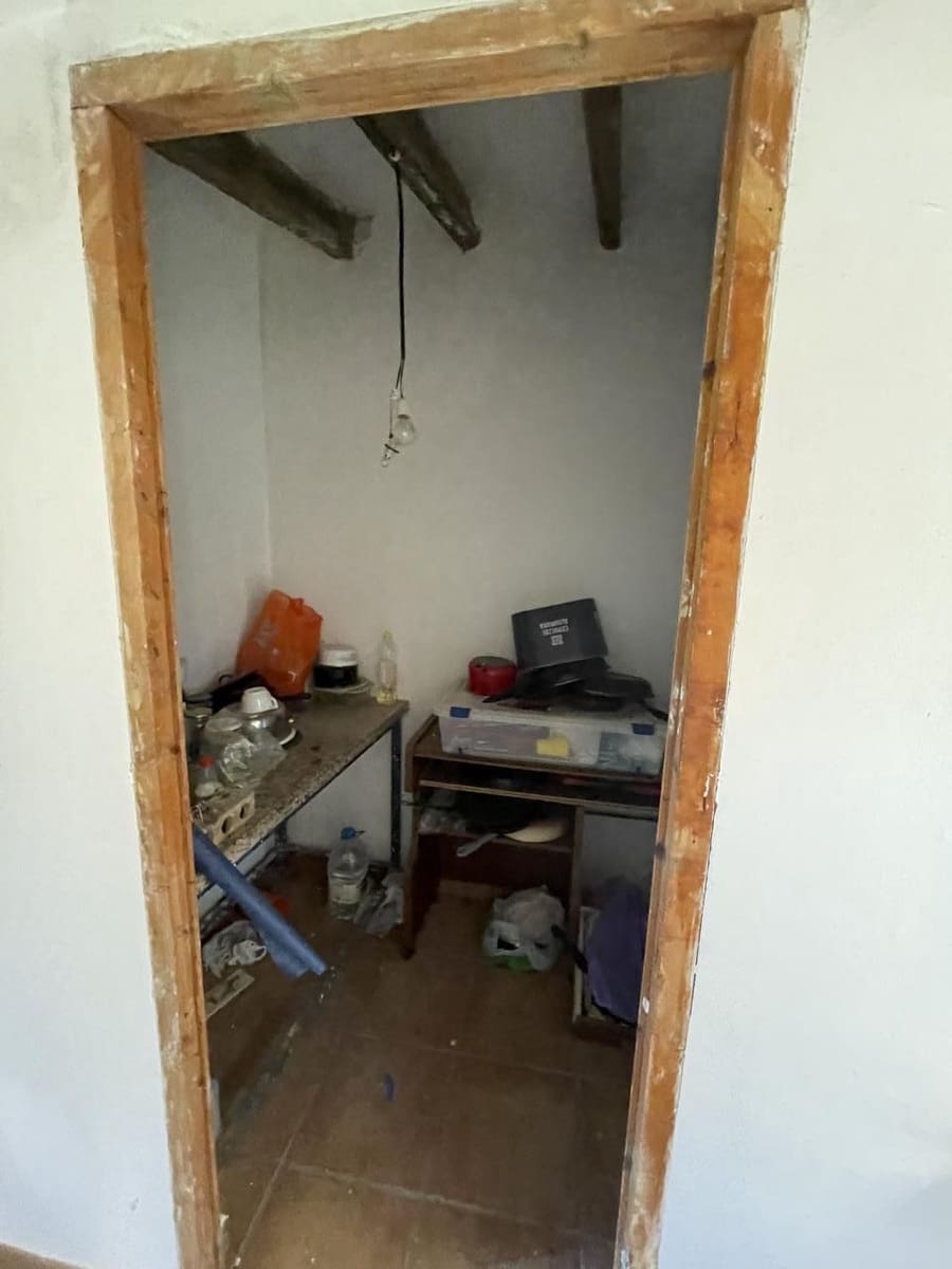 3 bedroom Finca/Country House for sale in Relleu - € 200,000 (Ref: 7766624)