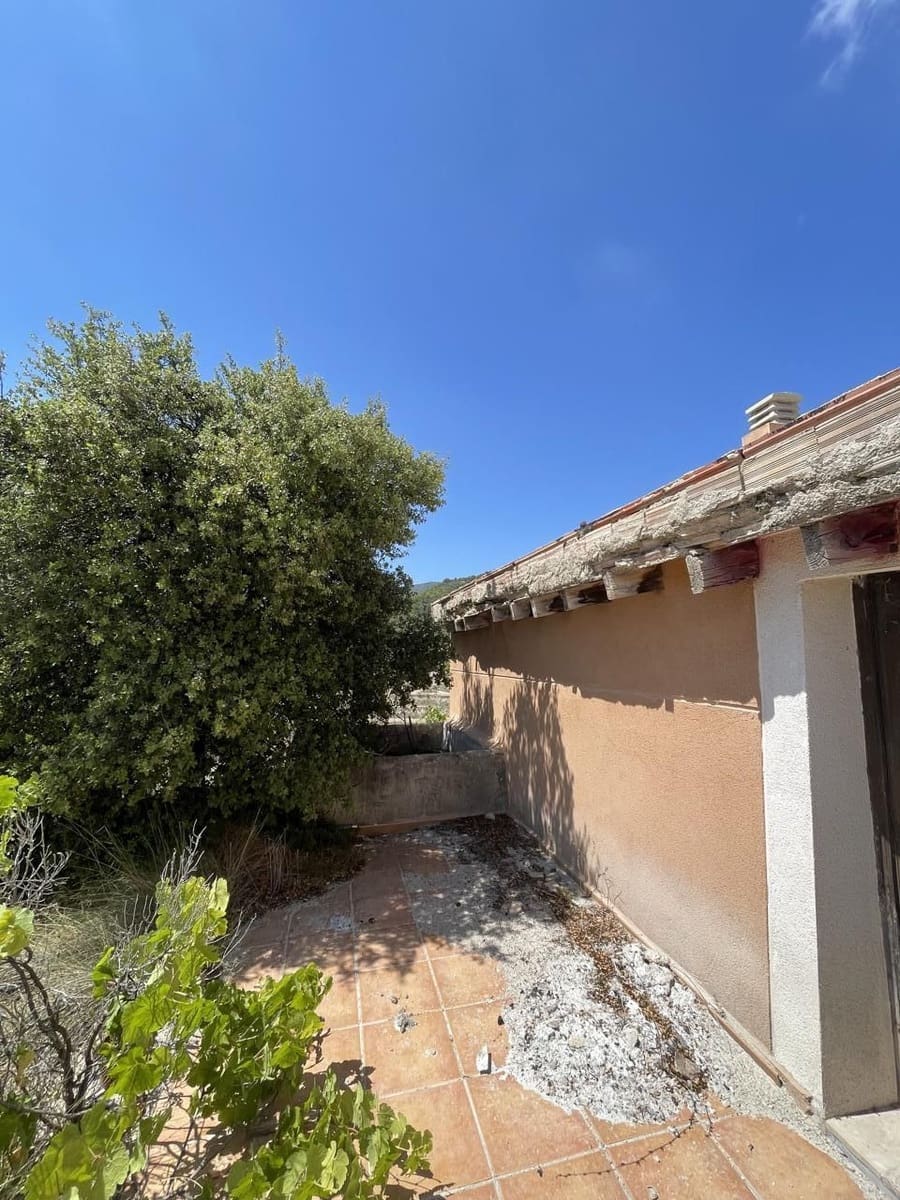 3 bedroom Finca/Country House for sale in Relleu - € 200,000 (Ref: 7766624)