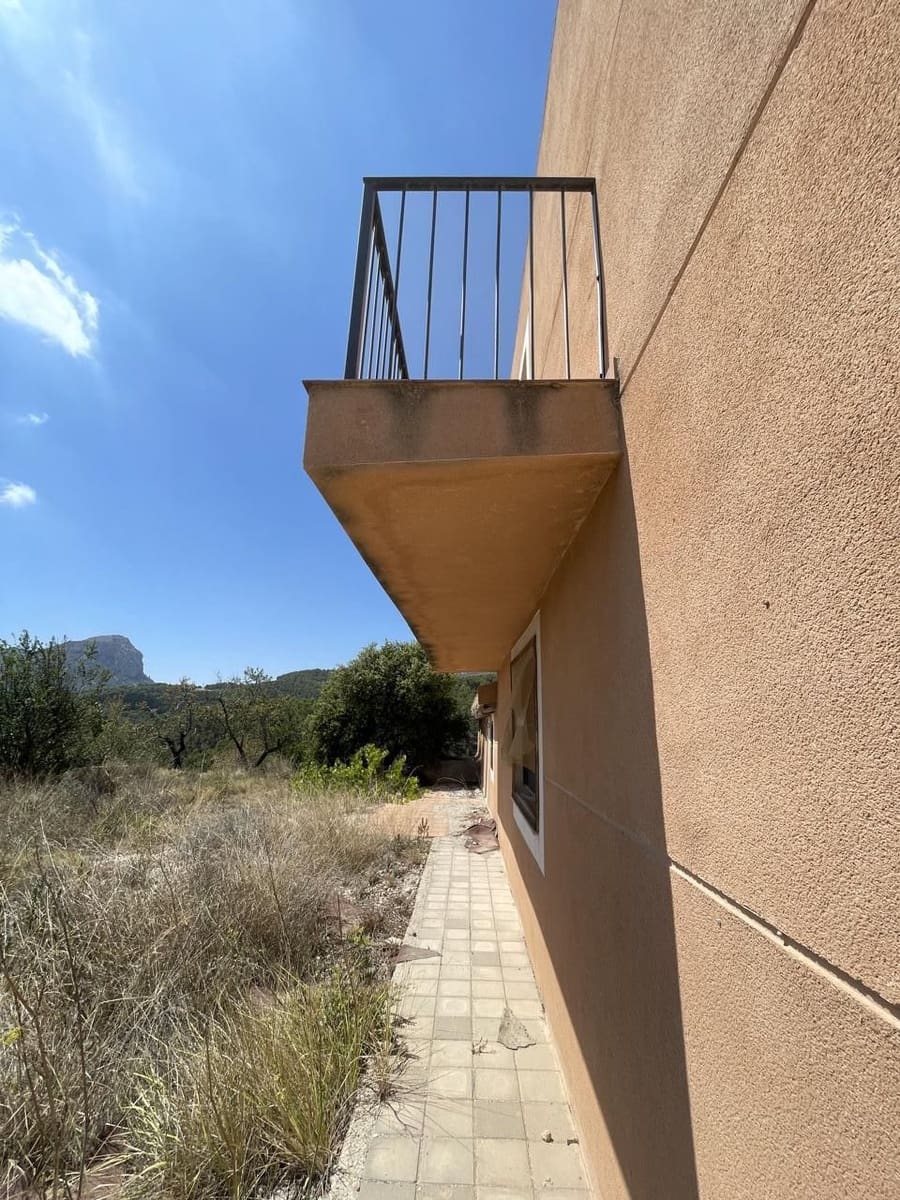 3 bedroom Finca/Country House for sale in Relleu - € 200,000 (Ref: 7766624)