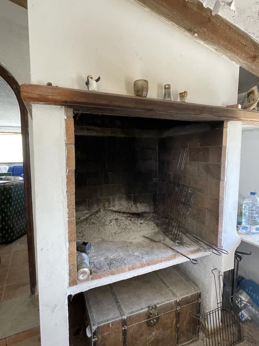 3 bedroom Finca/Country House for sale in Relleu - € 200,000 (Ref: 7766624)