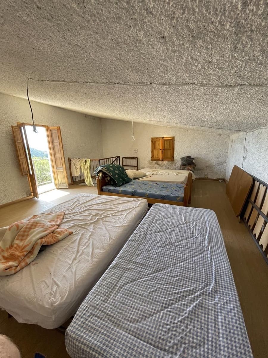 3 bedroom Finca/Country House for sale in Relleu - € 200,000 (Ref: 7766624)