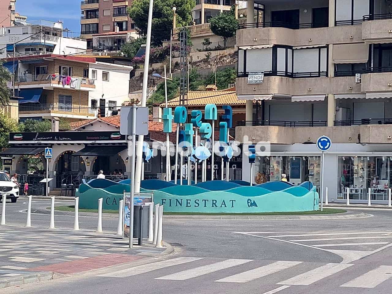 Commerciale da affittare in Finestrat - 600 € (Rif: 7773396)