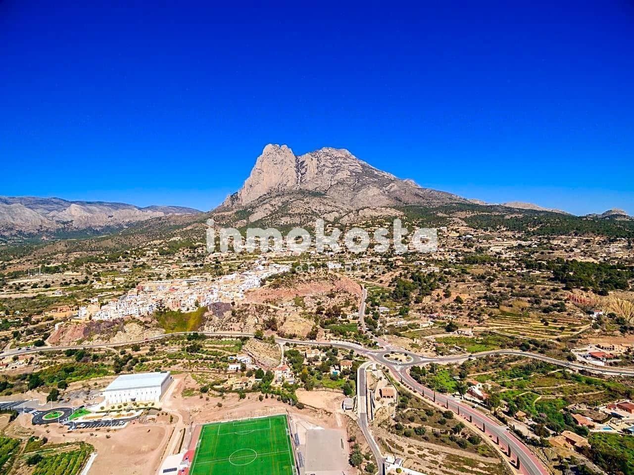 3 soveværelse Villa til salg i Finestrat med swimmingpool - € 549.000 (Ref: 7797040)