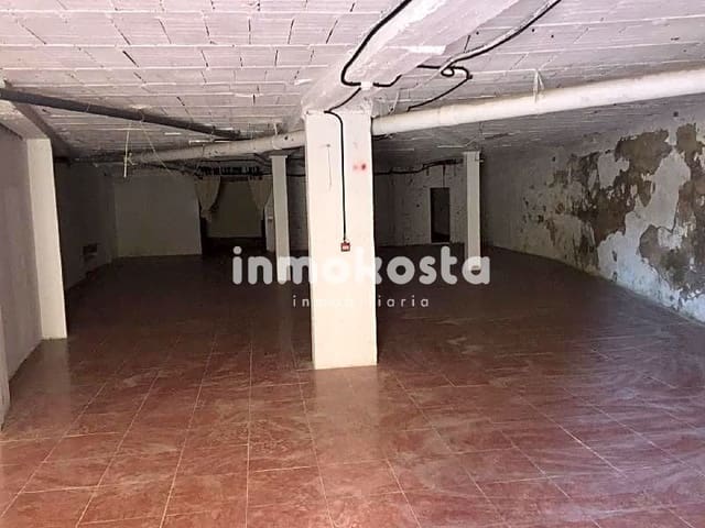 Commercial for sale in Playa Poniente, Benidorm - € 124,600 (Ref: 7912415)