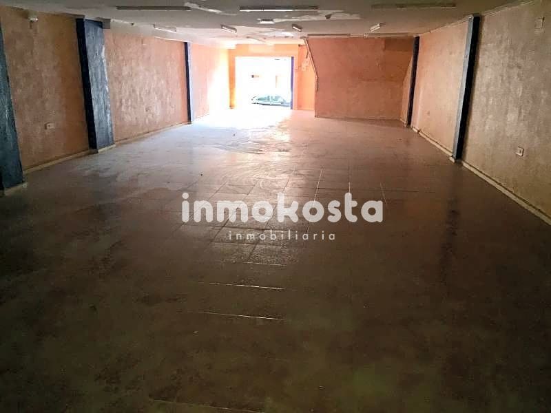 Commercial for sale in Benidorm - € 124,600 (Ref: 7912415)