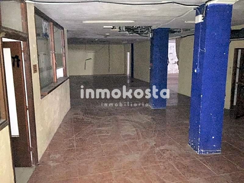 Commercial for sale in Benidorm - € 124,600 (Ref: 7912415)