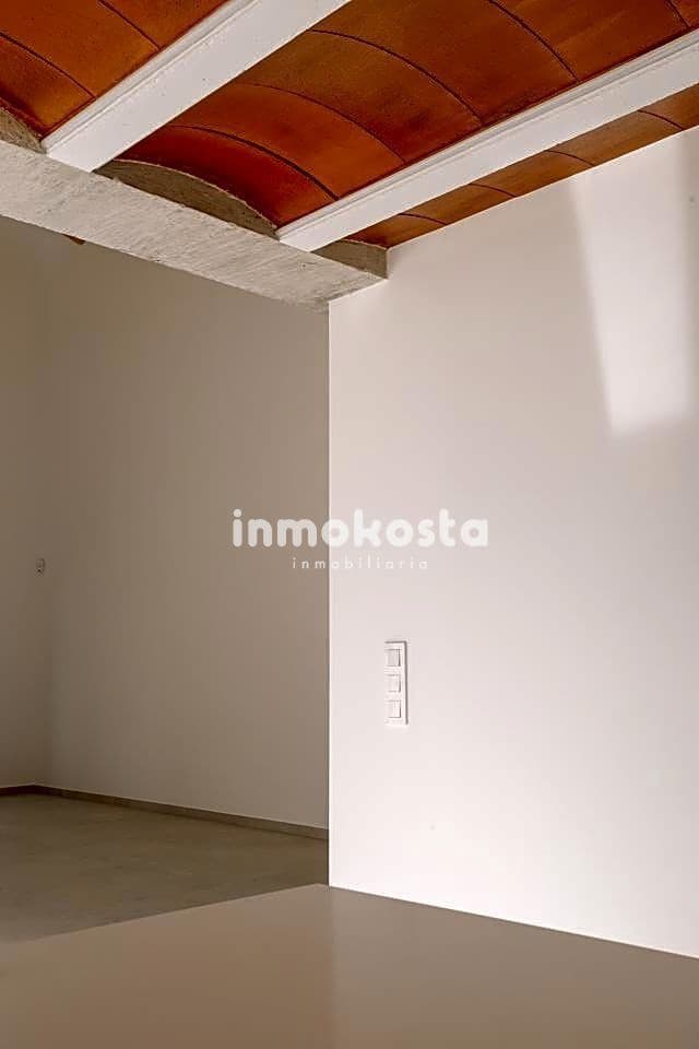 3 bedroom Villa for sale in Orxeta with pool garage - € 635,000 (Ref: 7981229)