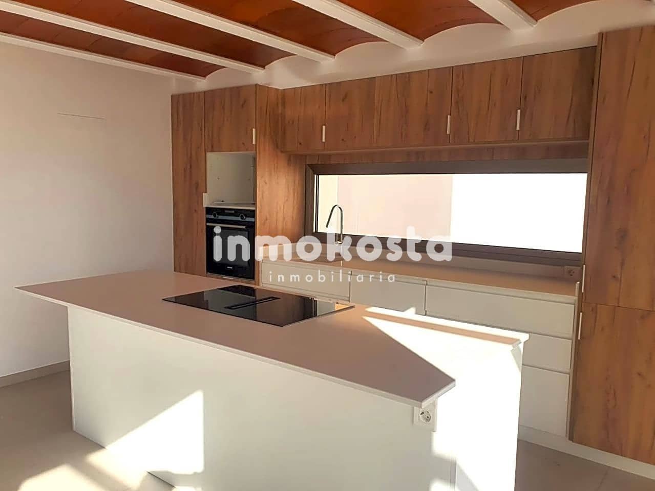 3 bedroom Villa for sale in Orxeta with pool garage - € 635,000 (Ref: 7981229)
