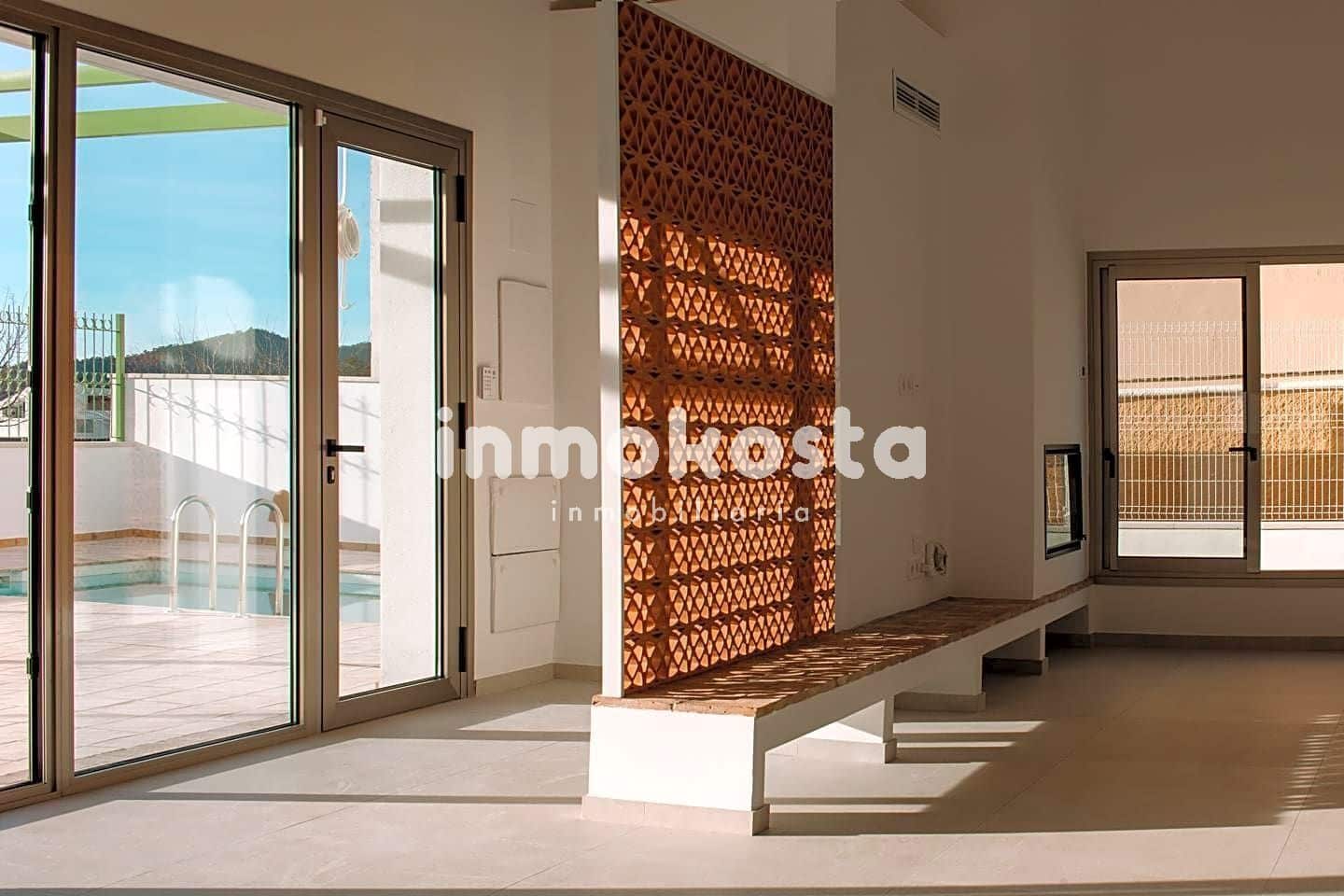 3 bedroom Villa for sale in Orxeta with pool garage - € 635,000 (Ref: 7981229)