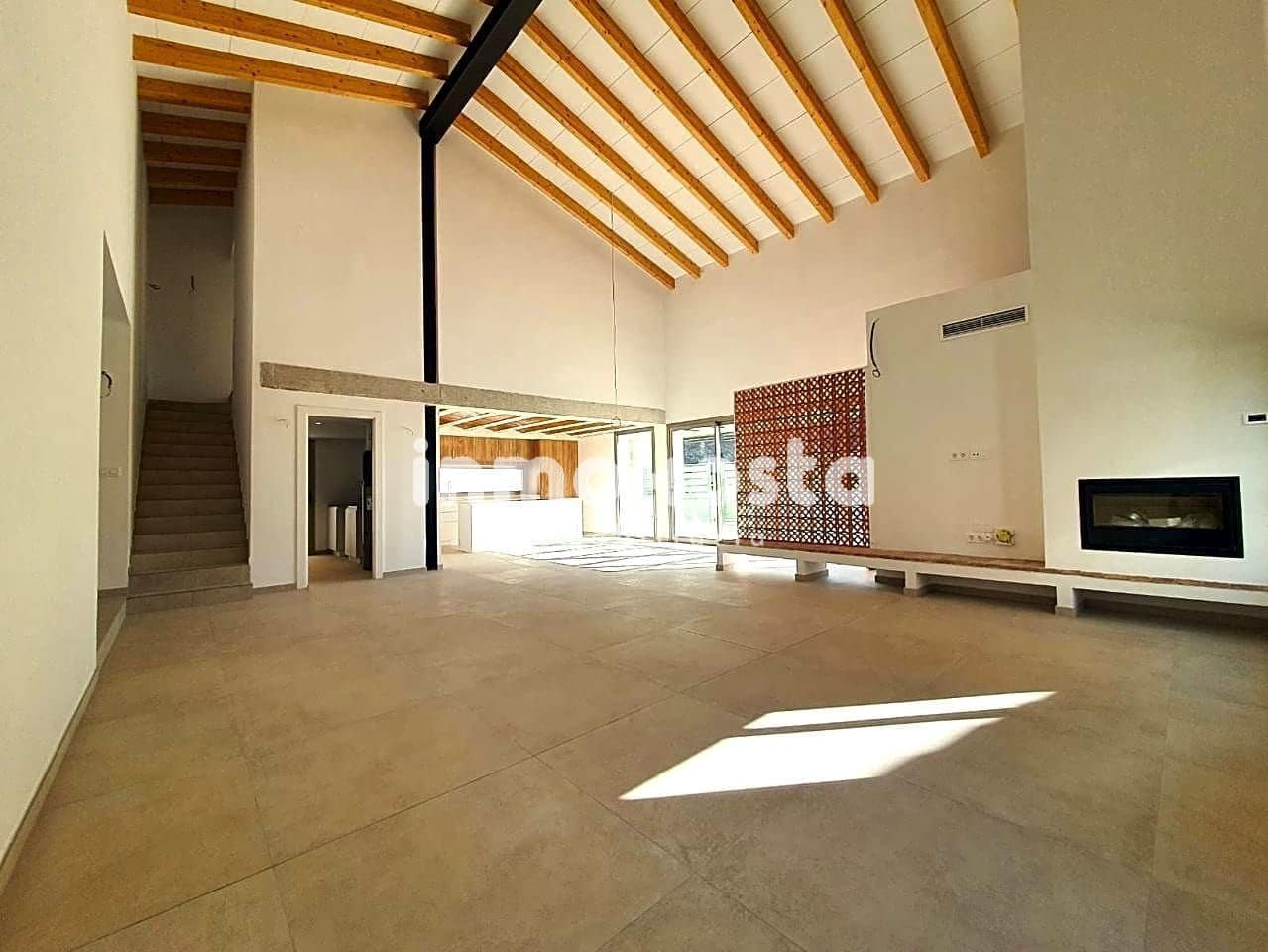 3 bedroom Villa for sale in Orxeta with pool garage - € 635,000 (Ref: 7981229)