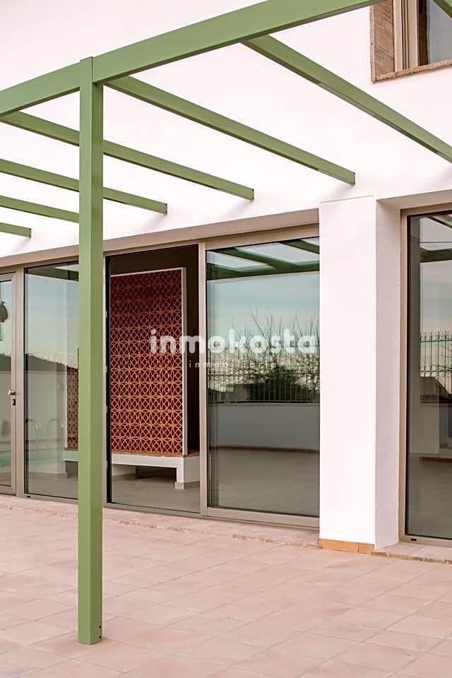 3 bedroom Villa for sale in Orxeta with pool garage - € 635,000 (Ref: 7981229)