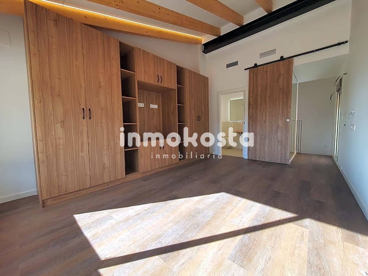 3 bedroom Villa for sale in Orxeta with pool garage - € 635,000 (Ref: 7981229)