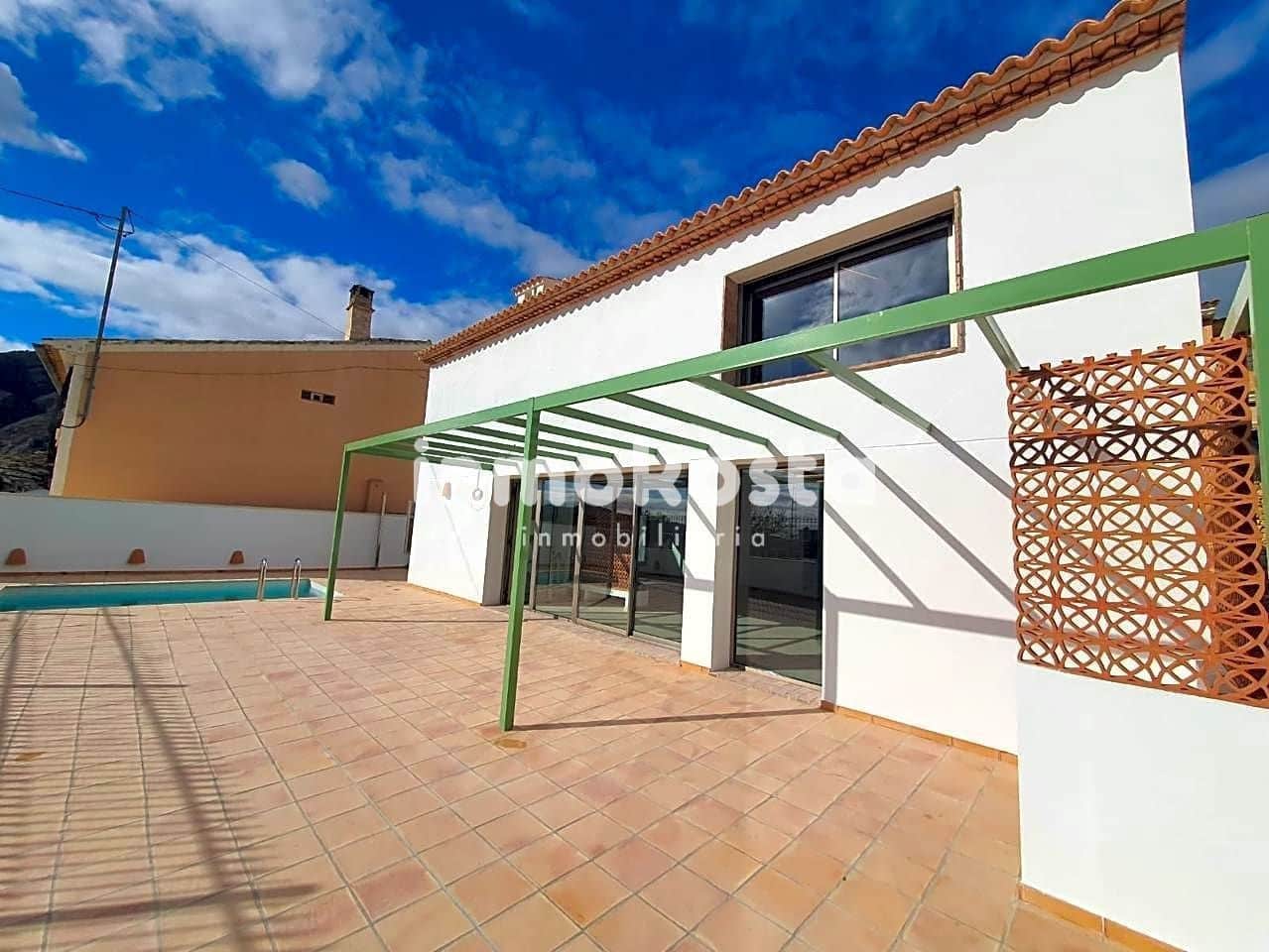 3 bedroom Villa for sale in Orxeta with pool garage - € 635,000 (Ref: 7981229)