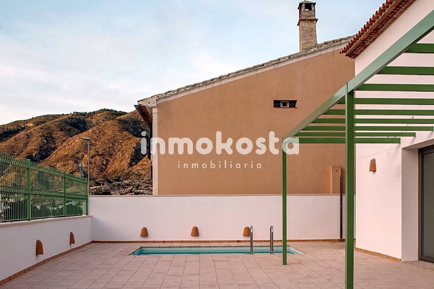 3 bedroom Villa for sale in Orxeta with pool garage - € 635,000 (Ref: 7981229)