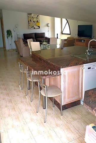 3 bedroom Penthouse for sale in Cala de Finestrat, Finestrat with pool garage - € 290,000 (Ref: 7990187)