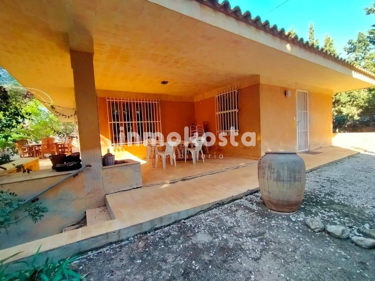 3 bedroom Villa for sale in Benidorm with pool garage - € 447,000 (Ref: 8072802)