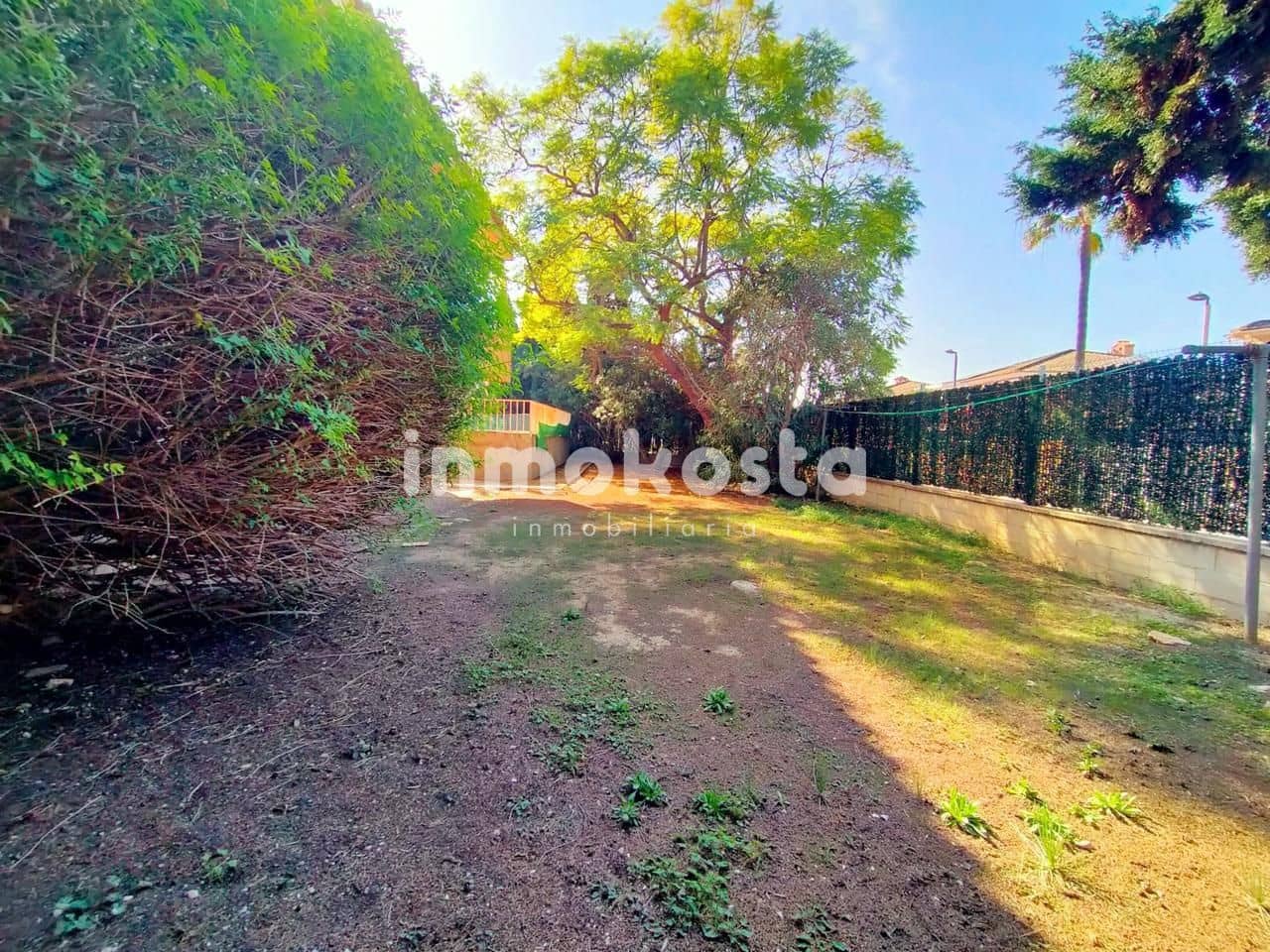 3 bedroom Villa for sale in Benidorm with pool garage - € 447,000 (Ref: 8072802)