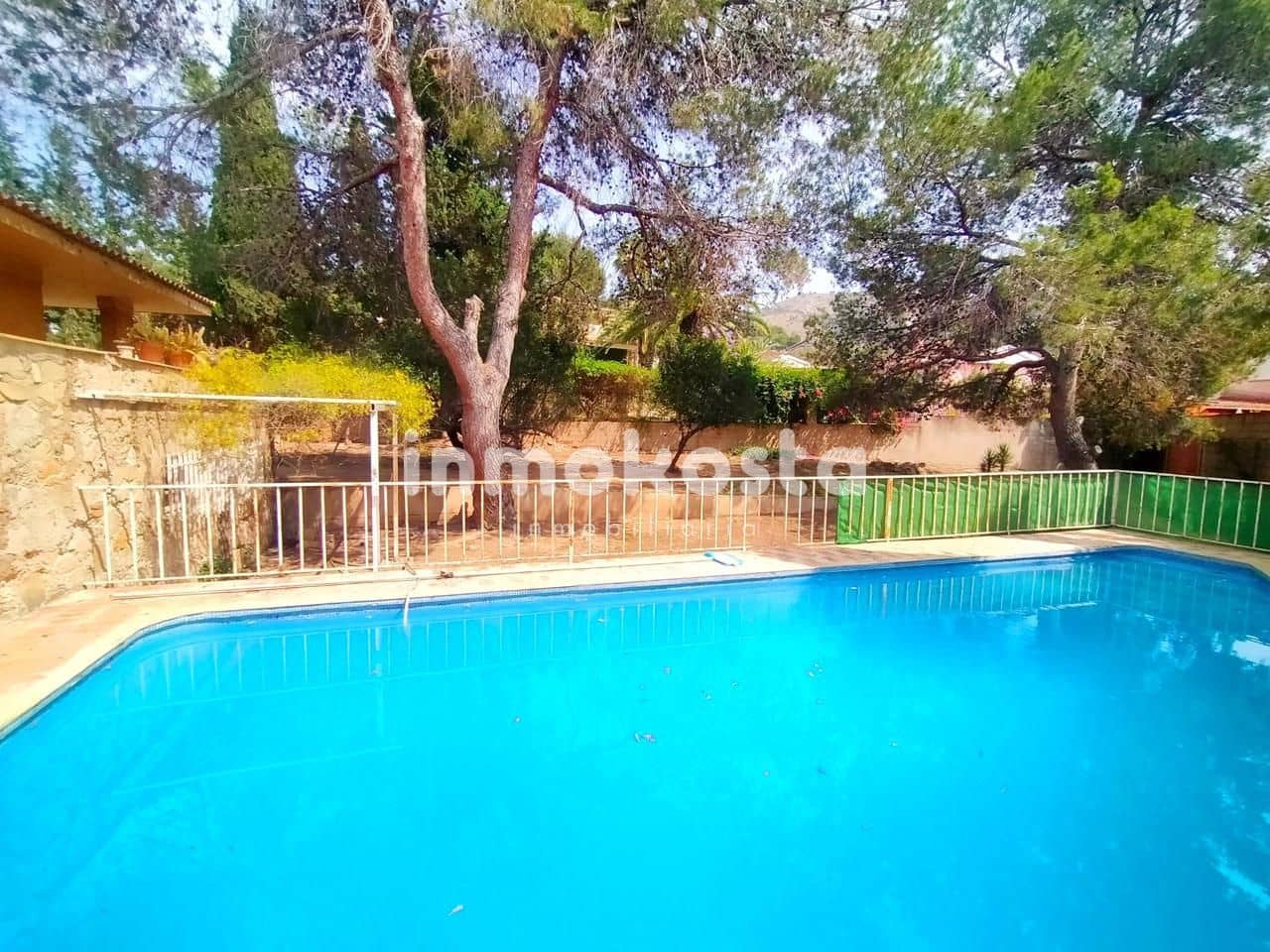 3 bedroom Villa for sale in Benidorm with pool garage - € 447,000 (Ref: 8072802)