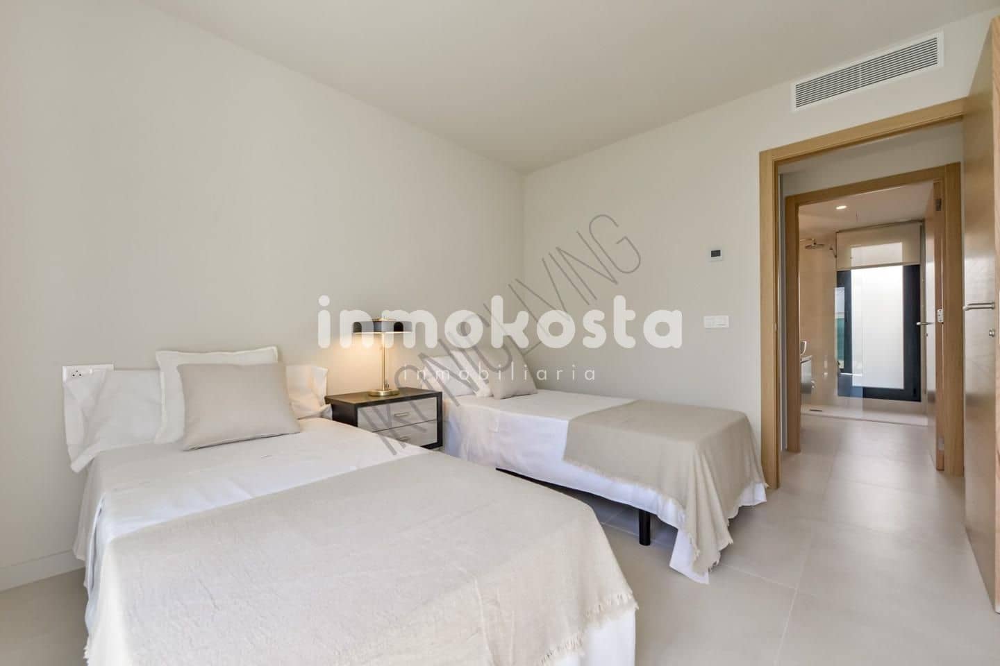 Chalet de 3 habitaciones en Finestrat en venta con piscina - 595.000 € (Ref: 9618000)