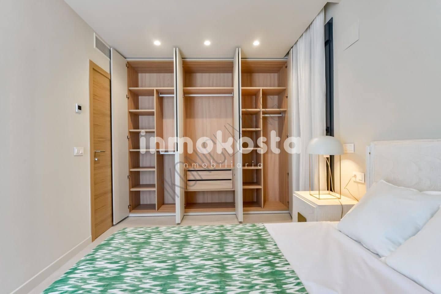 Chalet de 3 habitaciones en Finestrat en venta con piscina - 595.000 € (Ref: 9618000)