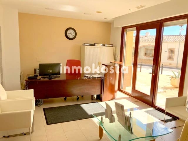 Local Comercial en Pueblo - Urbanizaciones, Alfaz del Pi / L'Alfàs del Pi en venta - 135.000 € (Ref: 9618001)