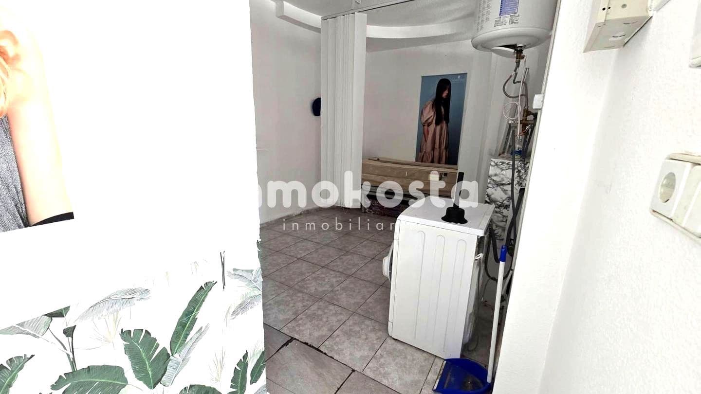 Erhverv til salg i Benidorm - € 232.000 (Ref: 9618003)