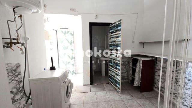 Erhverv til salg i Playa Levante, Benidorm - € 232.000 (Ref: 9618003)