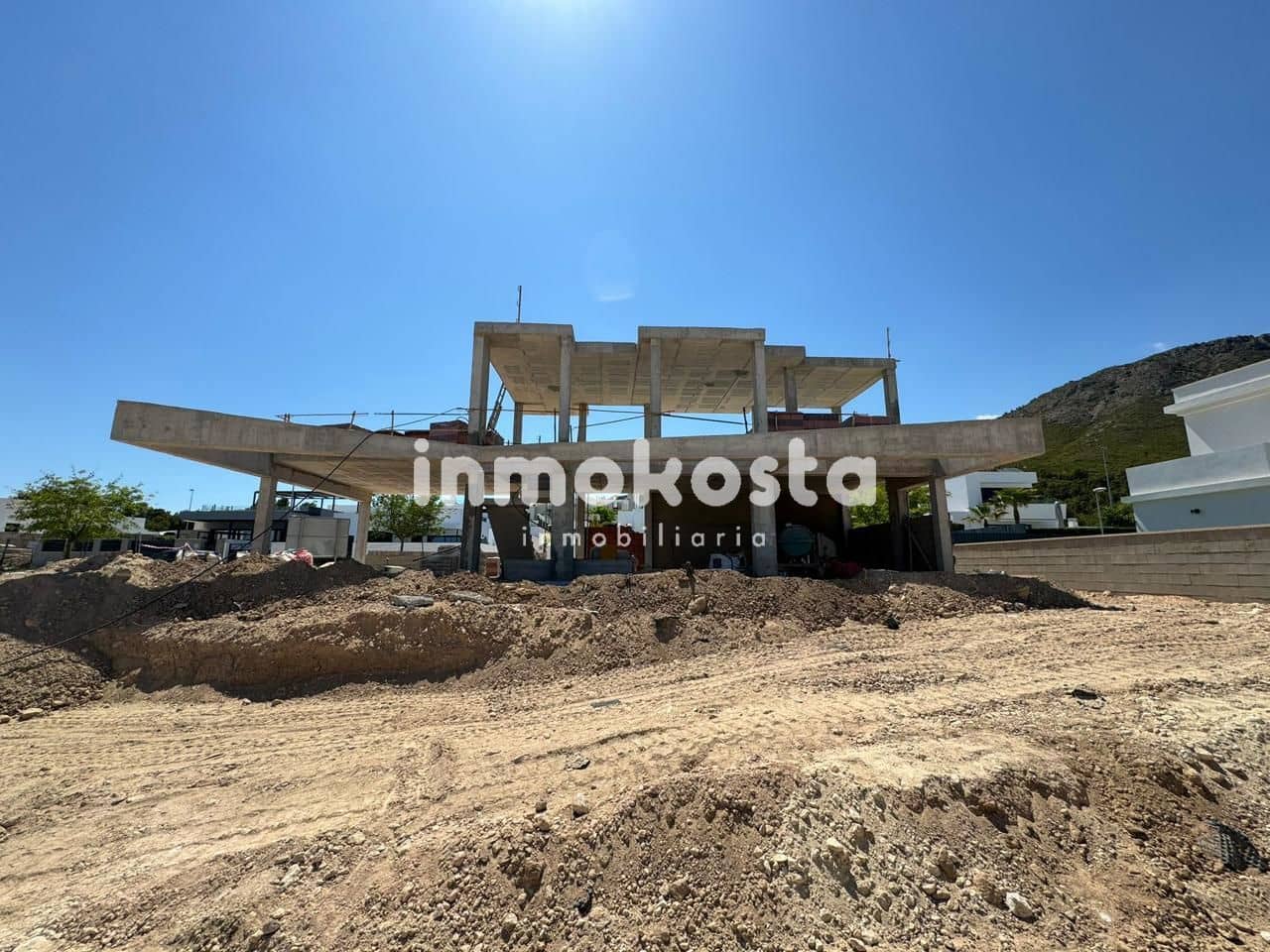 3 soveværelse Villa til salg i Polop med swimmingpool - € 699.000 (Ref: 9618004)