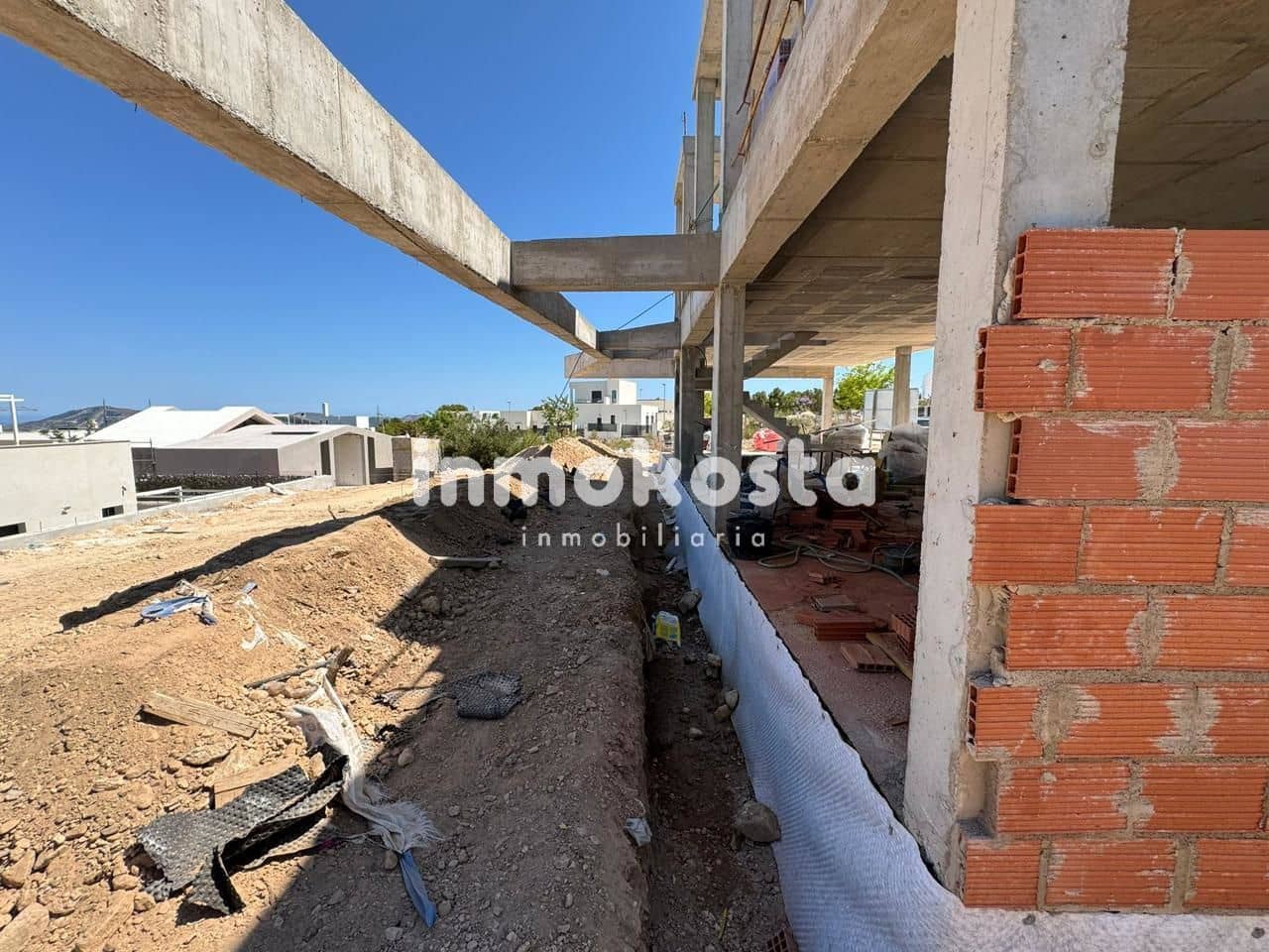 3 soveværelse Villa til salg i Polop med swimmingpool - € 699.000 (Ref: 9618004)